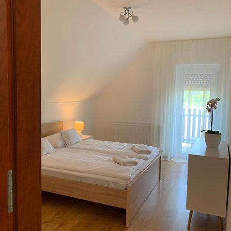 Feher Orchidea Apartman Egerszalók Kültér fotó